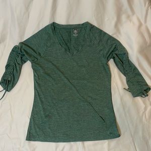 REI Long-Sleeve Athletic Top Lightweight Base Layer Breathable V-Neck Sz S NWOT